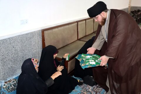 تصاویر/ کاروان زیر سایه خورشید در جمع مردم امام حسن