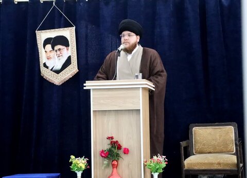 تصاویر/ کاروان زیر سایه خورشید در جمع مردم امام حسن