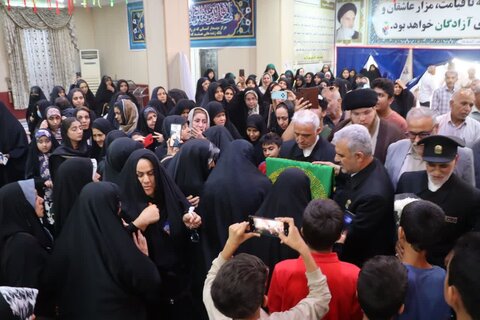 تصاویر/ کاروان زیر سایه خورشید در جمع مردم امام حسن