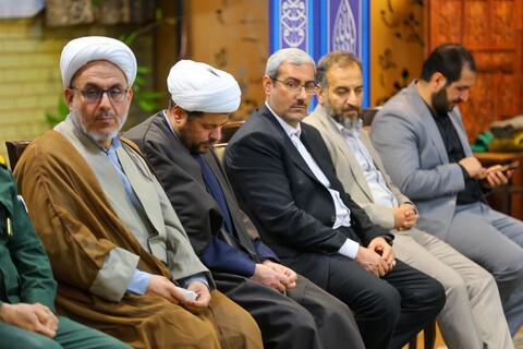 تصاویر | دیدار فرمانده، معاونین و نمایندگی ولی فقیه در سپاه عاشورا با نماینده ولی فقیه در استان