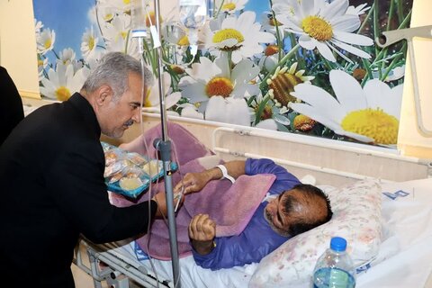 تصاویر/ عیادت خادمان امام رضا(ع) از بیماران در دیلم