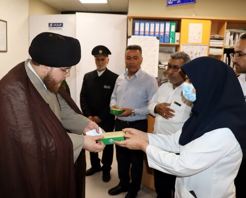 تصاویر/ عیادت خادمان امام رضا(ع) از بیماران در دیلم