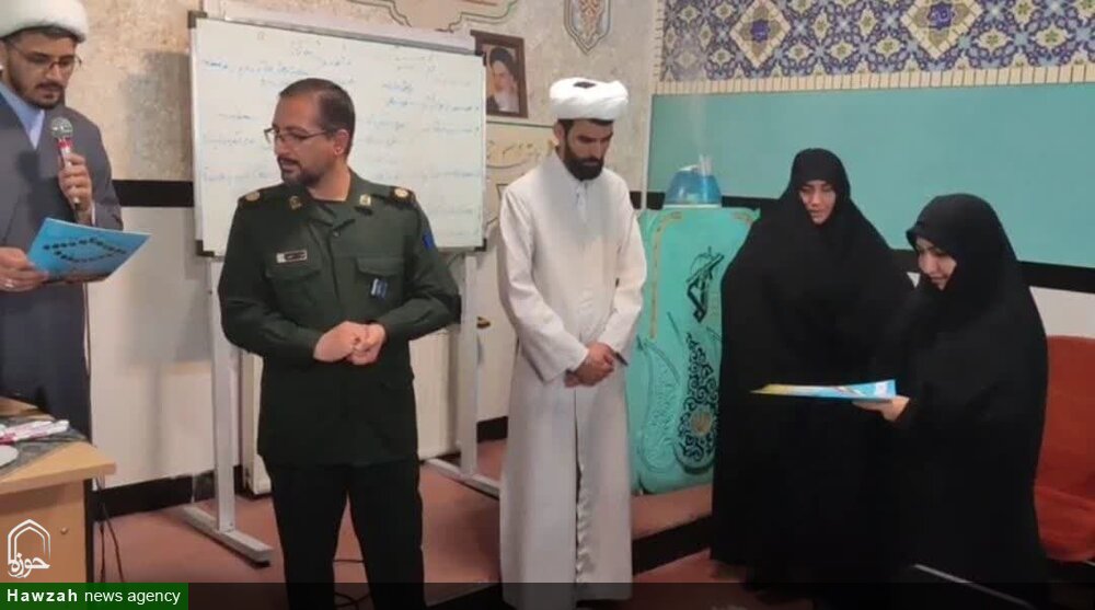 کارگاه آموزشی توجیه برنامه‌های سال ۱۴۰۴ سازمان بسیج طلاب و روحانیون استان همدان