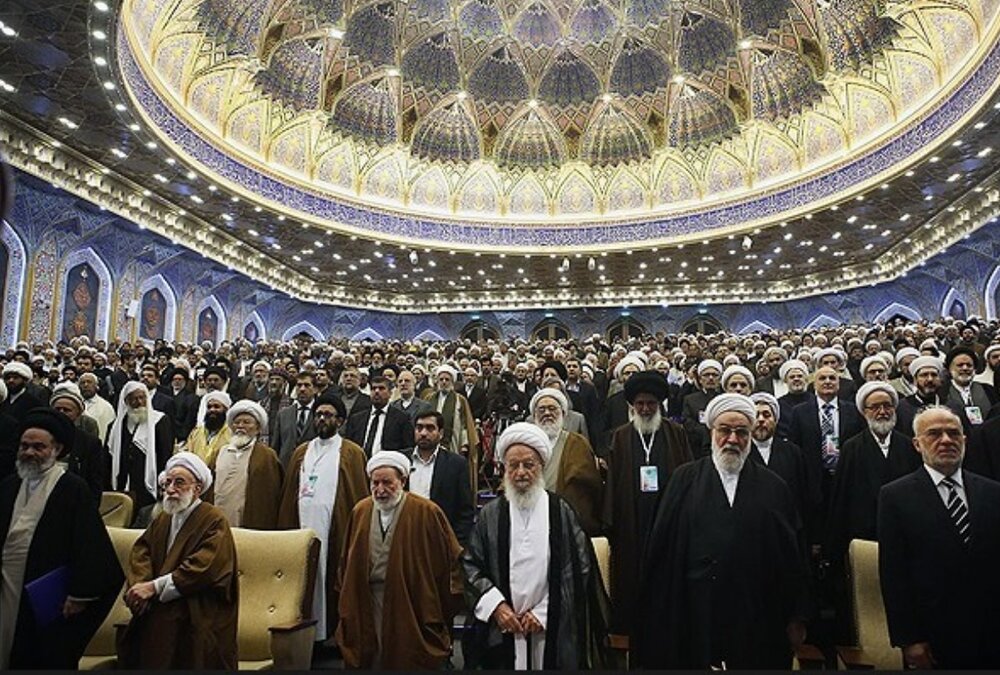 در مسیر صد سالگی | خدمات فرهنگی یک مرجع تقلید (بخش اول) 3 در مسیر صد سالگی | خدمات فرهنگی یک مرجع تقلید