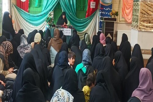 خودنمایی و تجمل‌گرایی از نشانه‌های فرهنگ جاهلی است + عکس