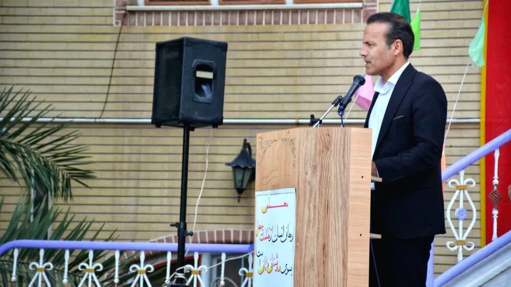 زنگ «سپاس معلم» در آران و بیدگل نواخته شد+عکس