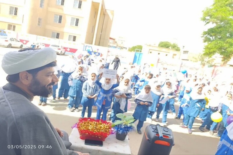 دختران مظهر مهربانی، امید و آینده سازان جامعه هستند+عکس