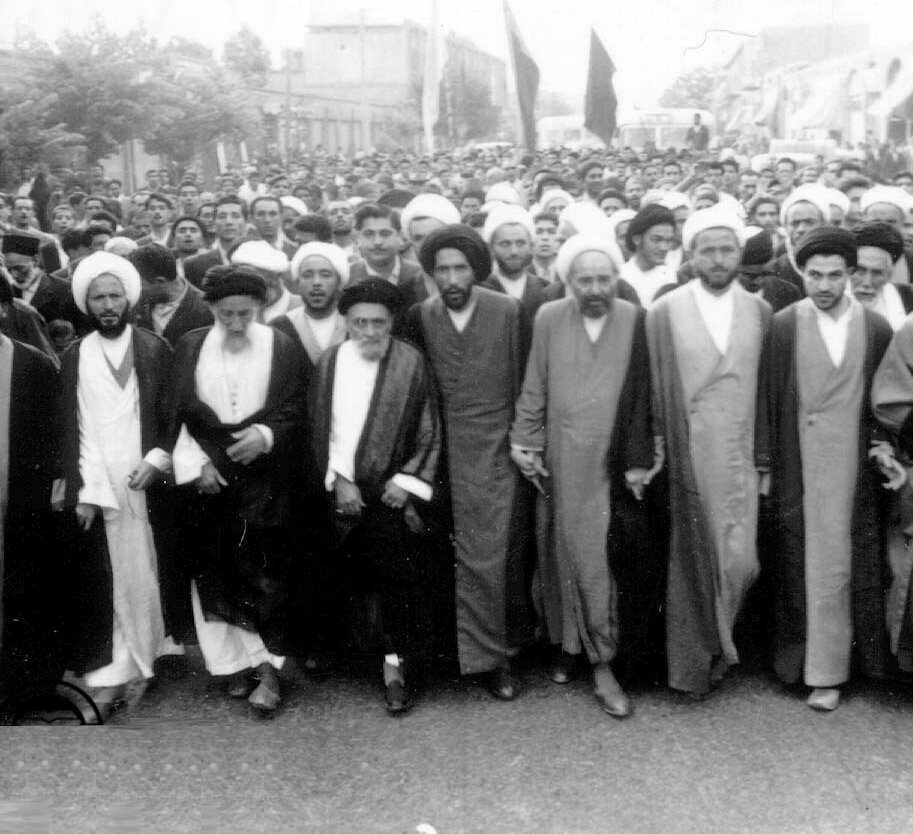 İran’da Petrol Endüstrisinin Millileştirilmesinde İlim Havzalarının ve Ayetullah Kaşani’nin Rolü