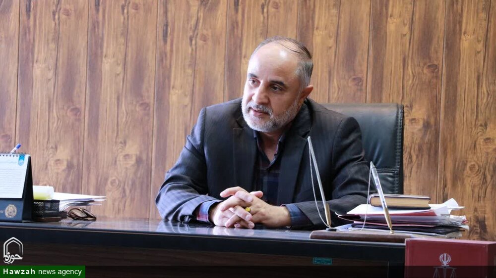 دیدار طلاب دانش‌پژوه رشته حقوق و قضای اسلامی با مسئولین سازمان قضایی نیروهای مسلح استان یزد