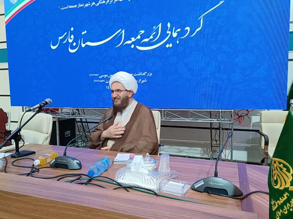 منشور مقام معظم رهبری به مناسبت یکصدمین سال بازتأسیس حوزه منتشر می‌شود