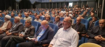 تصاویر/ اجلاس شهرستانی نماز در الیگودرز