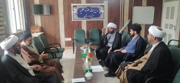 تصاویر/ برگزاری جلسه هماهنگی نهادهای حوزوی لرستان به مناسبت صدمین سالگشت بازتأسیس حوزه علمیه قم