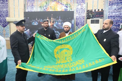 حضور خادمین حرم مطهر رضوی در بندرامام خمینی (ره)