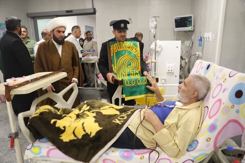 حضور خادمین حرم مطهر رضوی در بیمارستان نوید بندر امام خمینی (ره)