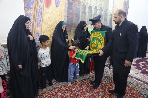 حضور خادمین حرم مطهر رضوی در حسینیه مسلم ابن عقیل کوی امام رضا(ع) بندر امام خمینی (ره)