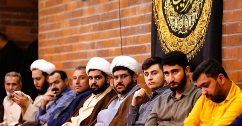 همایش تجلیل از معلمان و مبلغان دینی مناطق محروم اهواز