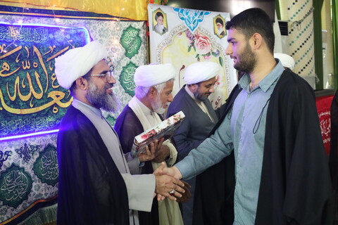 تصاویر /مراسم گرامیداشت مقام معلم در مدرسه علمیه ولی عصر (عج) بندرعباس