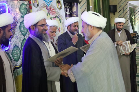 تصاویر /مراسم گرامیداشت مقام معلم در مدرسه علمیه ولی عصر (عج) بندرعباس