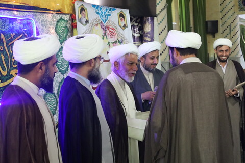 تصاویر /مراسم گرامیداشت مقام معلم در مدرسه علمیه ولی عصر (عج) بندرعباس