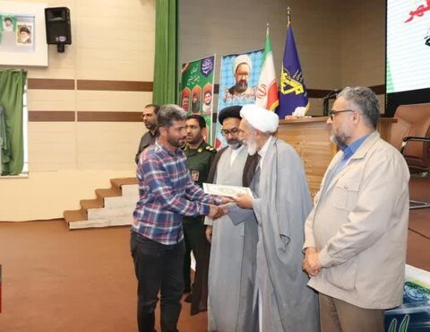 تصاویر/ نشست حکمت مطهر در ناحیه مقاومت بسیج محلات