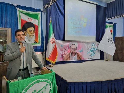 تصاویر/ نواخت«زنگ سپاس معلم و دهه کرامت» درکاشان