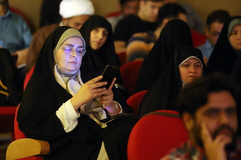 تصاویر/ نشست خبری همایش بین‌المللی یکصدمین سالگشت بازتأسیس حوزه علمیه قم