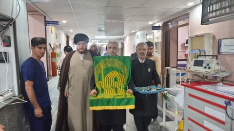 تصاویر/ پیچیدن عطر حرم رضوی در بیمارستان سوانح و سوختگی گناوه