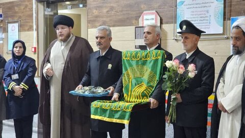 تصاویر/ پیچیدن عطر حرم رضوی در بیمارستان سوانح و سوختگی گناوه