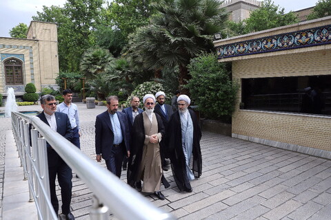 تصاویر/ حاشیه های نشست خبری همایش بین‌المللی یکصدمین سالگشت بازتأسیس حوزه علمیه قم