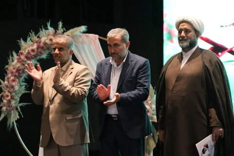 تصاویر/ آیین اختتامیه نهضت زندگی با آیه‌ها در ارومیه