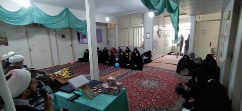 تصاویر/ مراسم گرامیداشت مقام معلم در مدرسه علمیه نجمه خاتون تکاب