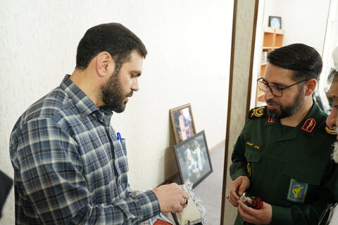 تصاویر/ دیدار جانشین سپاه علی بن ابی طالب(ع) قم با رئیس سازمان بسیج طلاب و روحانیون استان قم