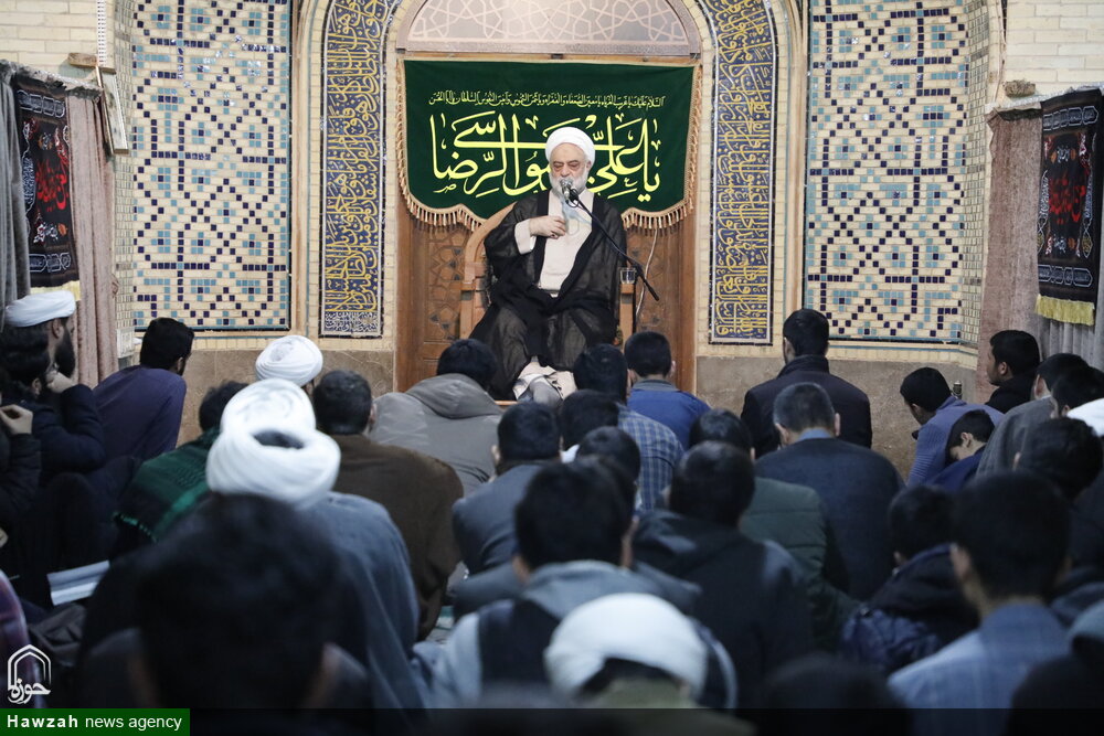 تغییرات روشمند جلسات عمومی اخلاق مدارس علمیه اصفهان با توجه به نیاز طلاب