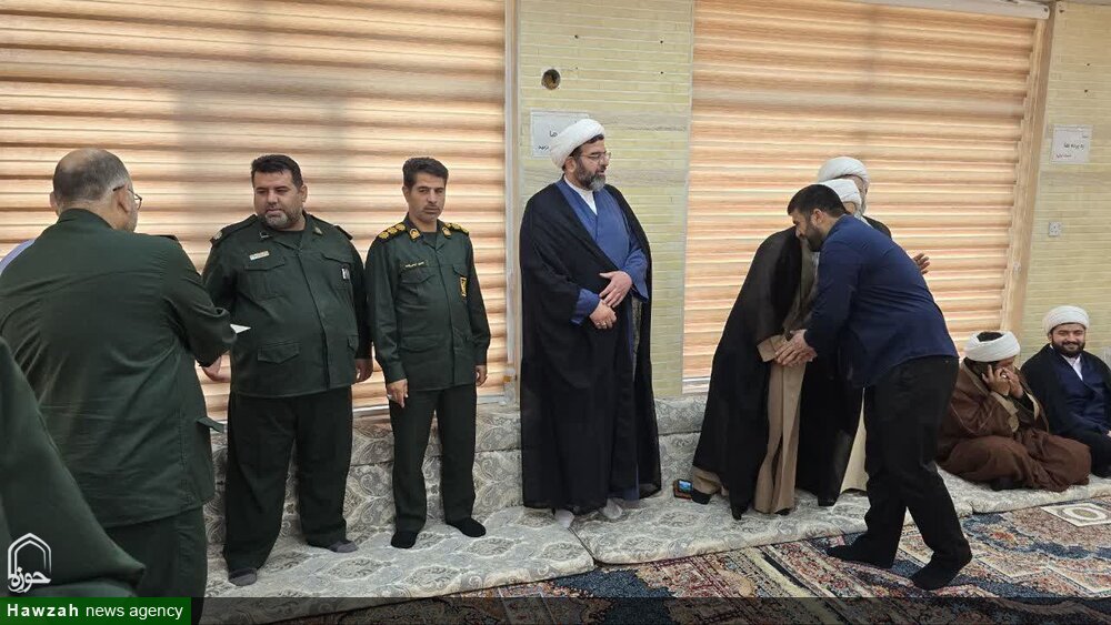 مراسم تجلیل و تقدیر از مربیان عقیدتی و هادیان سیاسی و مدیران عقیدتی در اهواز
