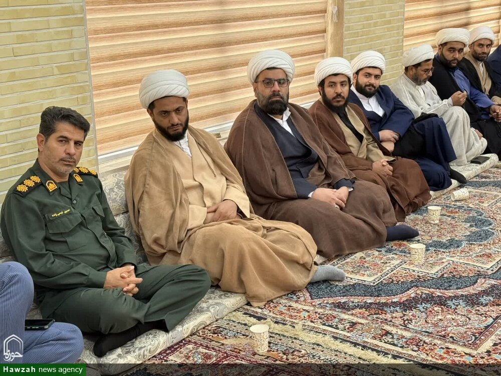 مراسم تجلیل و تقدیر از مربیان عقیدتی و هادیان سیاسی و مدیران عقیدتی در اهواز