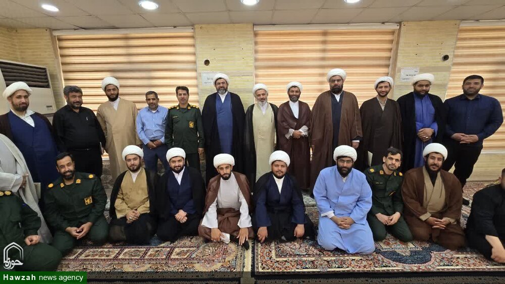 مراسم تجلیل و تقدیر از مربیان عقیدتی و هادیان سیاسی و مدیران عقیدتی در اهواز