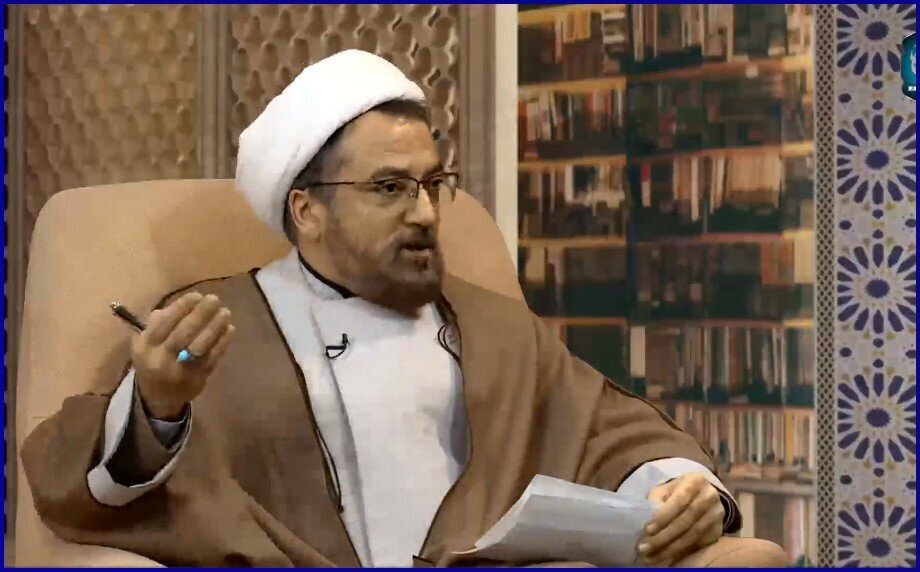 Development of religious discourse among services of Islamic seminary