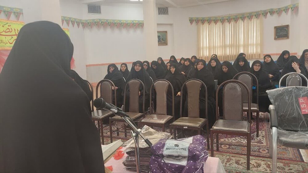 مراسم روز معلم در مدرسه علمیه فاطمیه نقده