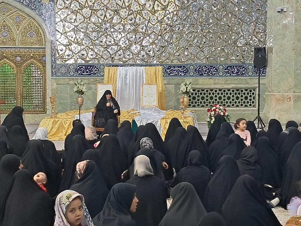 گردهمایی بینالمللی خواهران طلبه در حرم حضرت معصومه (س) برگزار شد