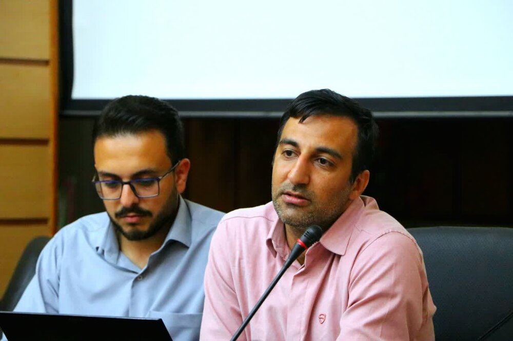 نخستین نشست هم‌اندیشی پیشگامان رسانه دارالعباده