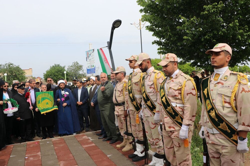 استقبال پلدشتی‌ها از کاروان زیر سایه خورشید