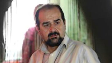 علی عبدالعلی‌زاده: طنز سخیف نیست؛ اگر ساختار و معنا داشته باشد