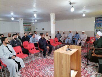 بازدید مدیر مرکز خدمات استان از مدرسه علمیه سفیران هدایت امام رضا(ع) +عکس