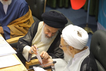 تصاویر / سومین اجلاس ششمین دوره مجلس خبرگان رهبری در قم-۲