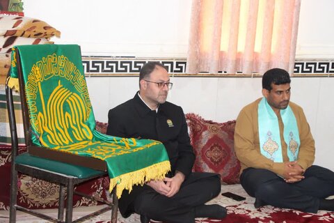 تصاویر/ تجلیل از مادر شهید تاج الدین توسط خدام رضوی