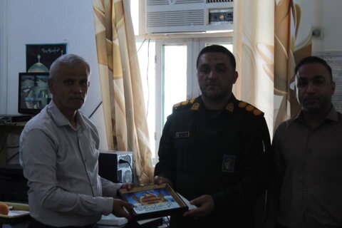 تصاویر/ تجلیل فرمانده سپاه دیّر از فرهنگیان