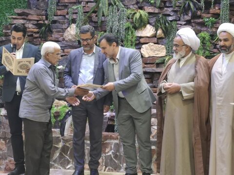 تصاویر/ همایش شورای های بخش برزک همراه با جشن میلاد امام رضا(ع)