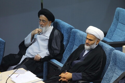 تصاویر / سومین اجلاس ششمین دوره مجلس خبرگان رهبری در قم