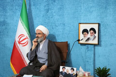 تصاویر/ دیدار مدیرکل، همکاران ستادو مربیان مراکز فرهنگی هنری سمنان با حجت الاسلام والمسلمین مطیعی