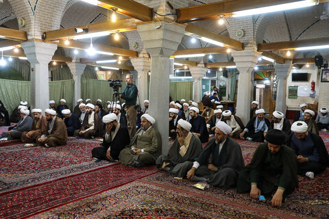 تصاویر / تجلیل از اساتید حوزه علمیه استان قزوین